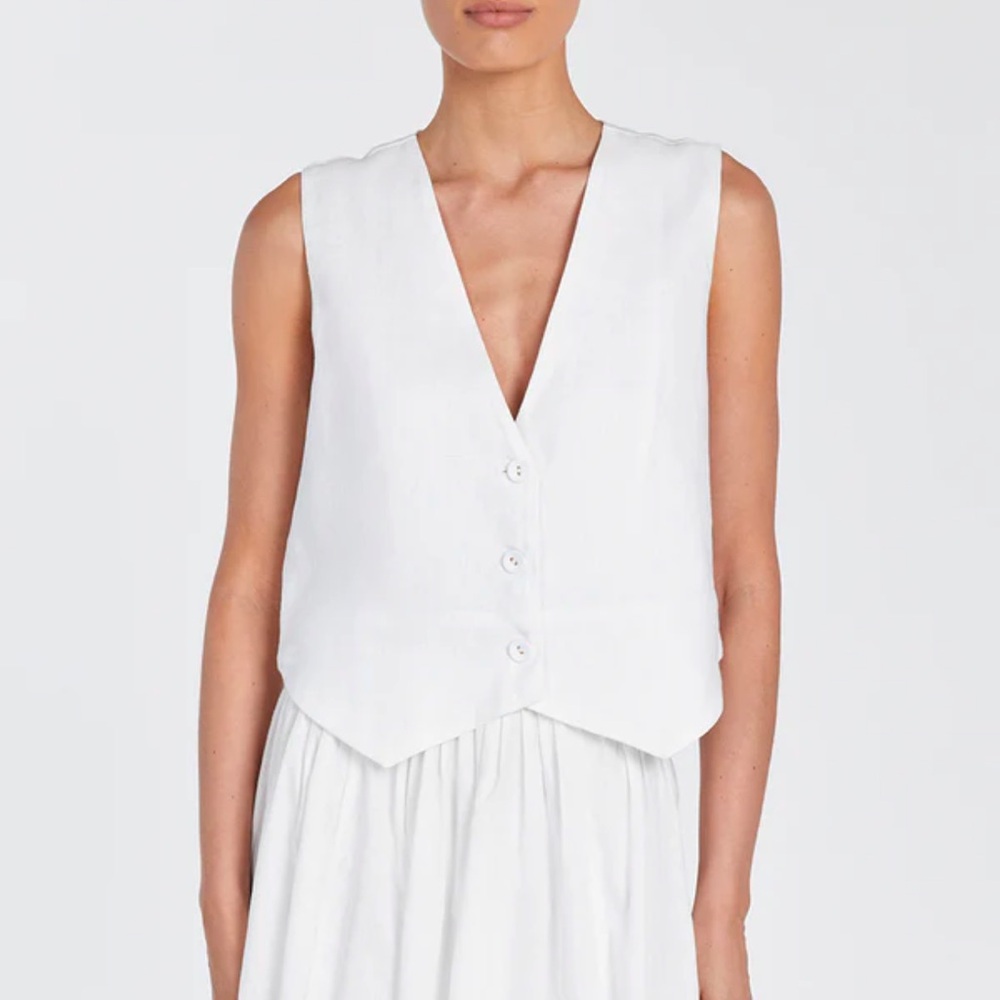 DISSH White Linen Vest